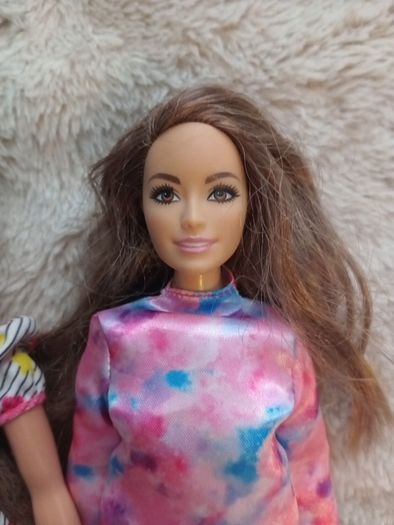 curvey barbies