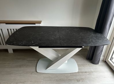 Dinning (ceramic) tabel