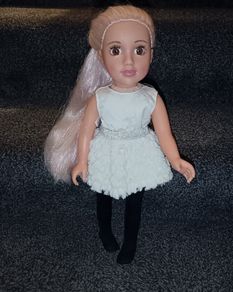 DesignaFriend doll