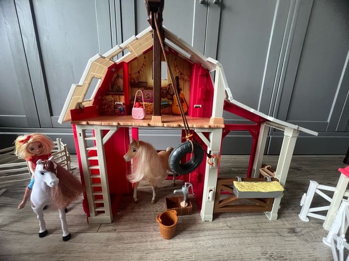 Horse Stable Play Set with Horse Spirit snd other toys from the series