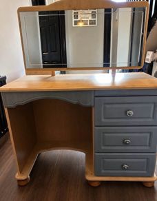 Bedroom set