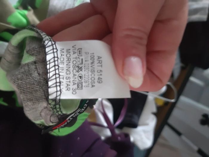 Made in Italy shorts camouflage look fits s sm