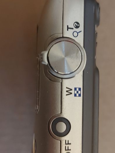 Nikon Coolpix S3600, 8 x wide Zoom, 20.1 Megapixels,  working great, battery is charged but does not come with charger, no memory card, very good condition