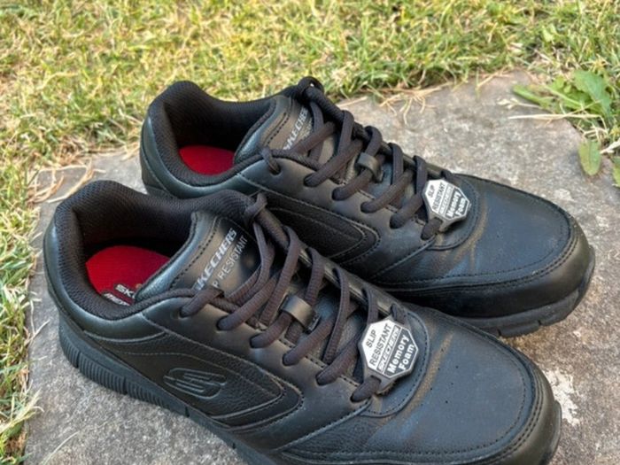 Black Sketchers Shoes