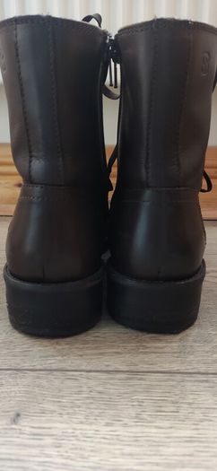 S. Oliver leather ankle boots size 39/6