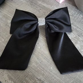Black  bow hair clip with a beautiful rhinestone detail in the centre. Elegant and stylish, perfect for parties, special occasions or everyday wear. Like new never used