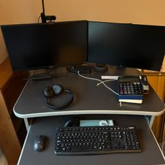 Computer desk