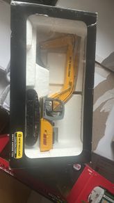 new holland excavator 1:32