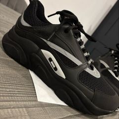 Dior b22s