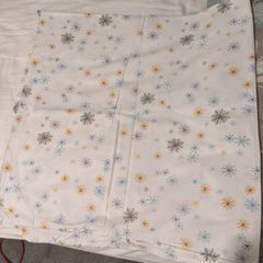 Cot bed linen