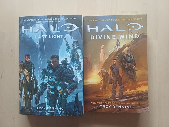 Halo Last Light & Divine Wind by Troy Denning (Science Fiction Paperbacks 2015)