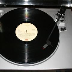 Ion TTUSB05 USB Turntable Digitise Convert your Vinyl to Digital, Boxed, Working