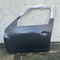 nissan Juke front and rear passenger side doors