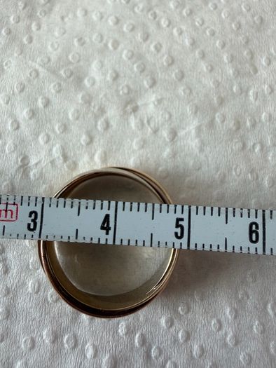 Gold ring