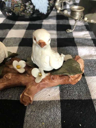 Very old collectors item 2 doves