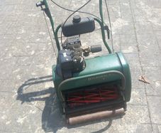balmoral 17s lawnmower