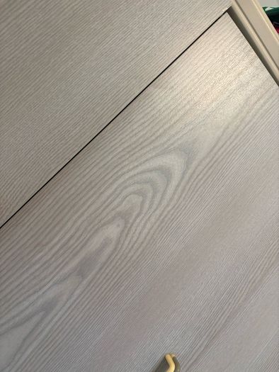 Grey wardrope