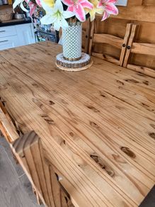 Kitchen table