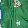 Official Umbro Ireland training top (Large kids size) Image 3