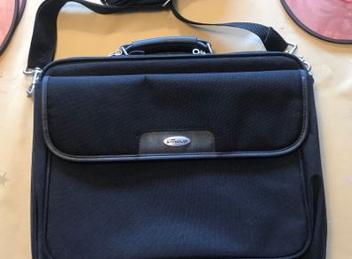 Laptop bag