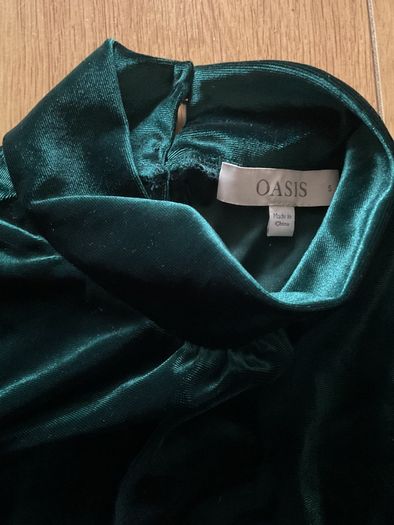 Beautiful Oasis Ladies velvet shirt size S