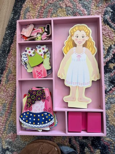Melissa and Doug Dress doll magnetic