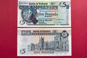 Northern Ireland  5 Pounds  2003.  Unc pick 79d