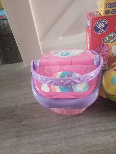 toys