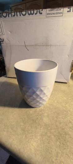 2 different itemes- 1-1960s Langley Sherwood Coffee Pot but stmpe been gone 60.00 euro.2- Ceramic Plant pot or vase 628/14 Made In Germany. 18.00 euro.