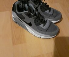 Nike Air Max 90 Size 4.5