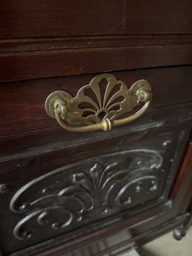 Vintage piano stool