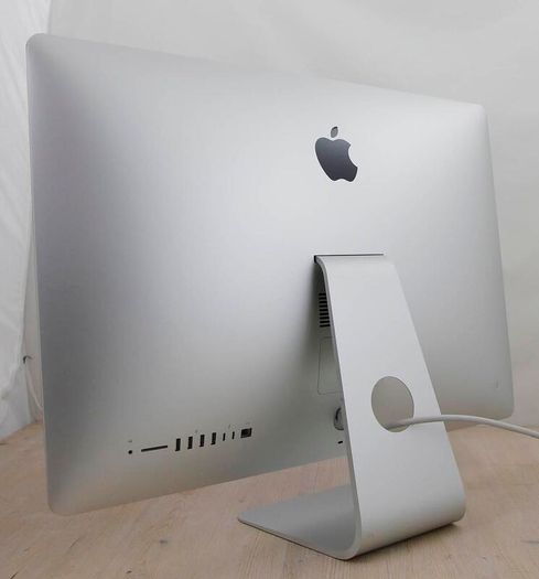 Apple iMac (5K Retina, 27-inch, 2019) (i9 Processor, 2TB Storage, 32GB Ram)
