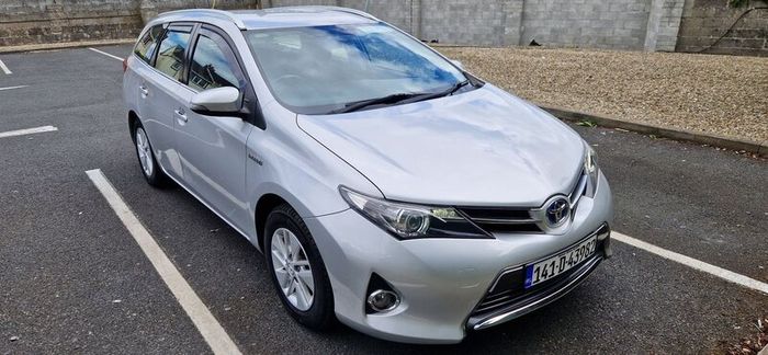 Toyota Auris 2014 1.8 Hybrid Estate