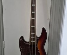 Marcus Miller Sire V7 Left Handed Fretless