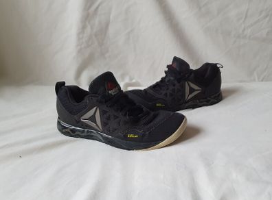 reebok crossfit Size 6 eu 38 black some fading on them in good condition