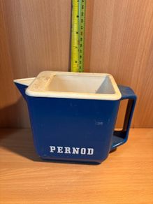 Pub jug Pernod
