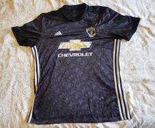Man utd jersey