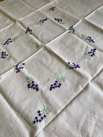 Table cloths - vintage