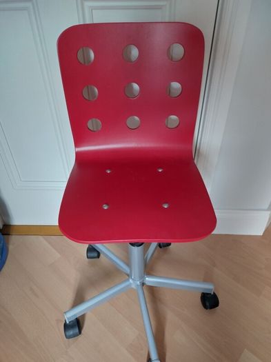 IKEA kids desk chair