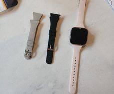 Fitbit Versa 2