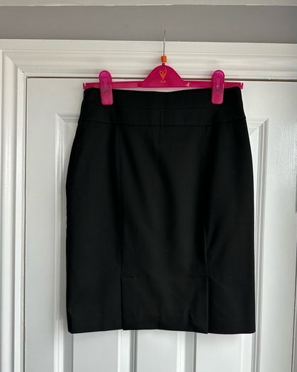Warehouse skirt