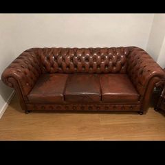 Genuine Chesterfield Suite Sofa & 2x Armchairs