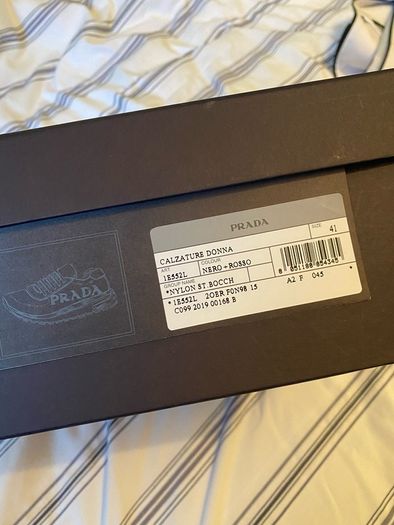Genuine prada lips runners