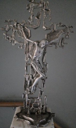 Vedele silver crucifix