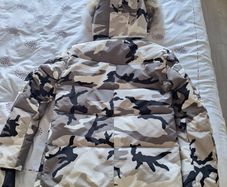 Canada Goose S mens Camouflage coat with fur