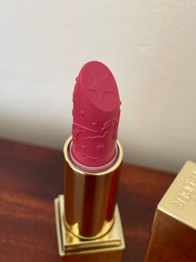 Limited Edition Estee Lauder Lipstick in shade Saturn Reign - New