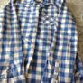 Ladies American eagle shirt size 8 Image 4