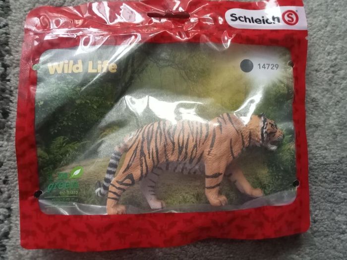 New Schleich Tiger