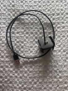 Fitbit versa 2 charger