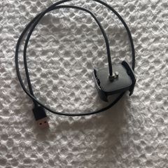 Fitbit versa 2 charger